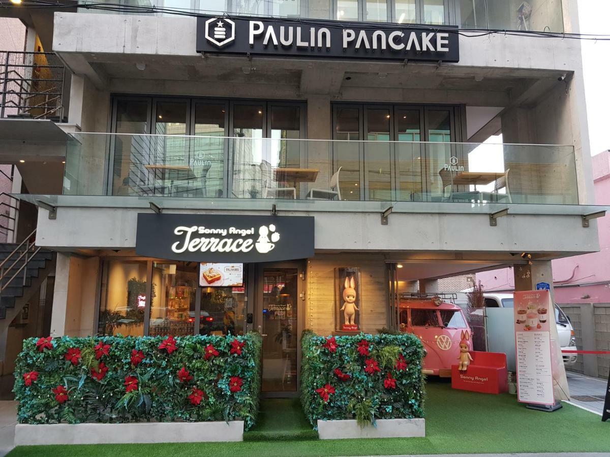 Апартаменти Lovely House Hongdae Сеул Екстер'єр фото